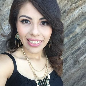 Meet your Posher, Diana